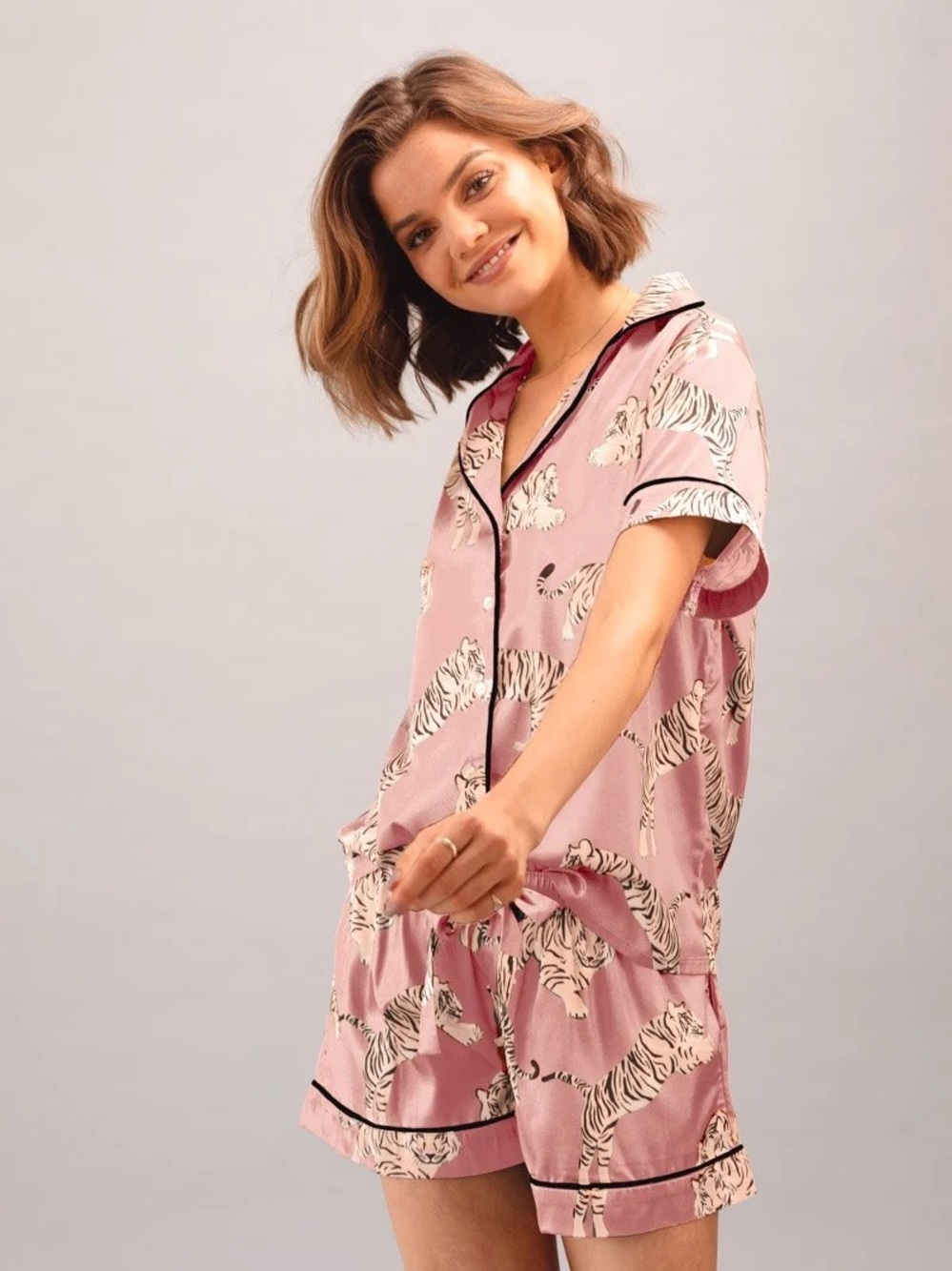 Averie Dalia Set